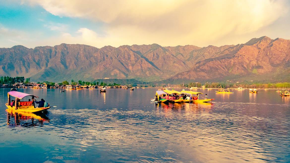 Best-Places-to-Visit-in-Srinagar-Kashmir